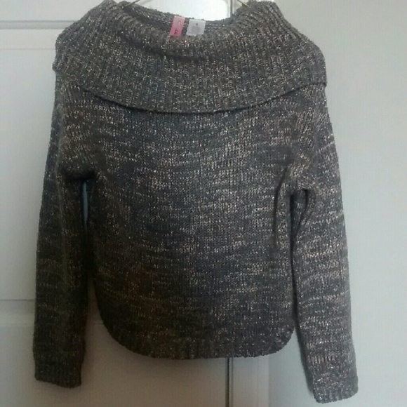 Off shoulder sweater