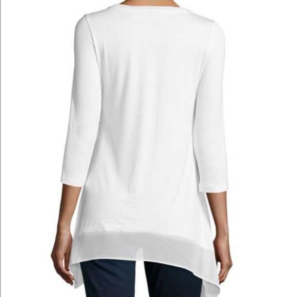 White tunic. - Picture 2 of 4