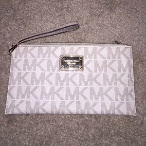 Michael Kors clutch/wristlet