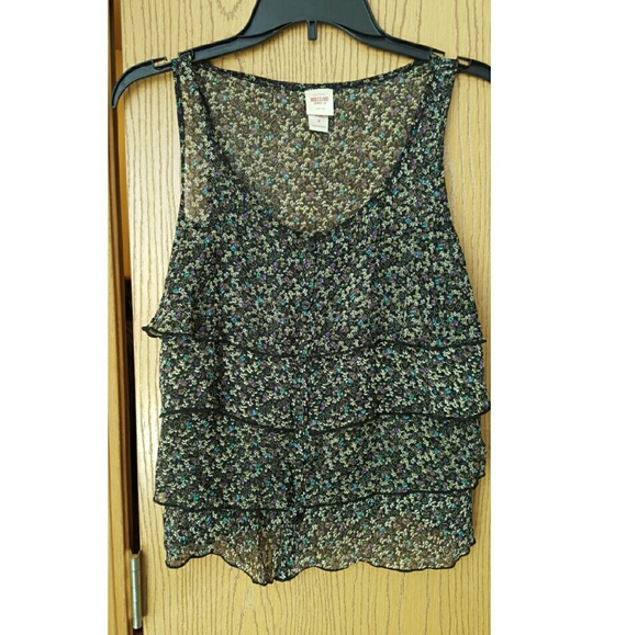 Black floral ruffle tank top