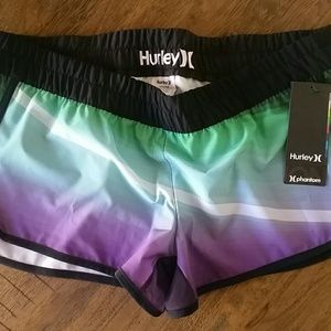 Hurley phantom beachrider printed boardshorts.