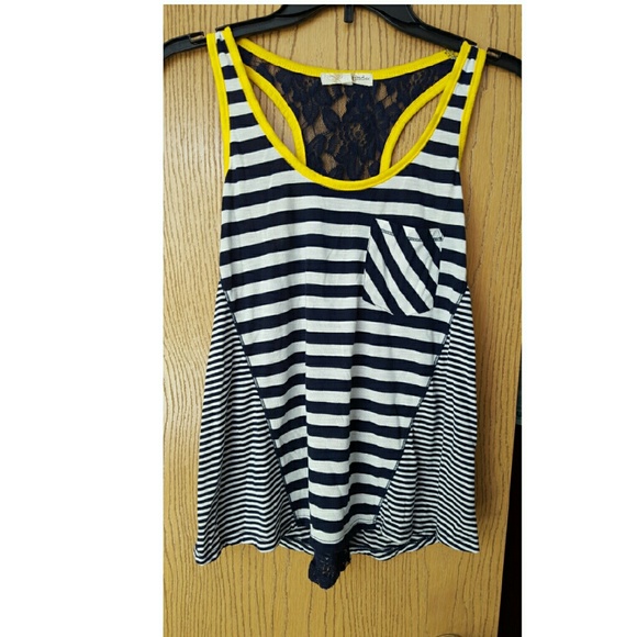 Lace back tank top