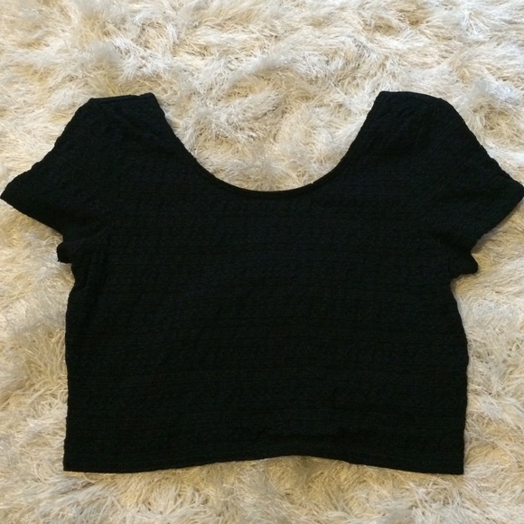 NEW crocheted Crop top lace black scoop summer - Picture 2 of 5