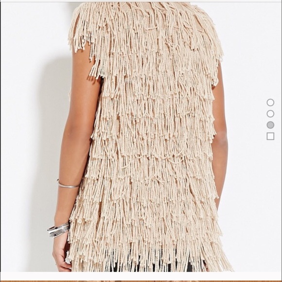 Fringe vest brand new - Picture 3 of 4