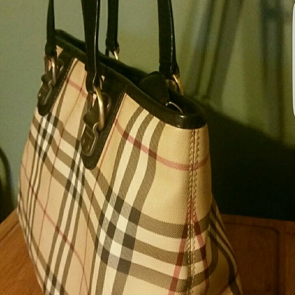 Burberry Nova Check Tote - Picture 2 of 4