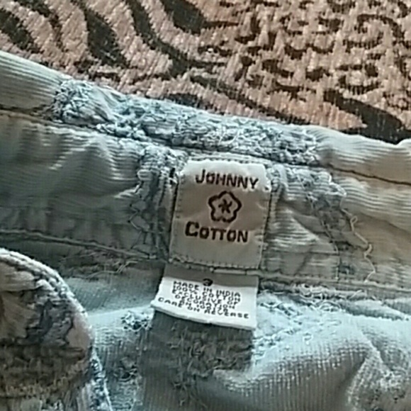 Nice button up shirt - Picture 2 of 3