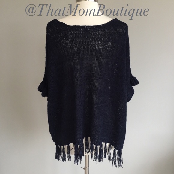 PRICE REDUCED!!! Sweater Bundle by: Ya Los Angeles - Picture 4 of 5