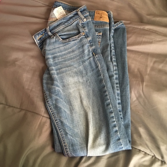 Hollister jeans