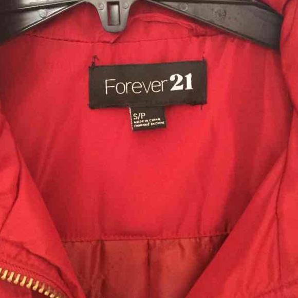 Red jacket - Picture 3 of 3