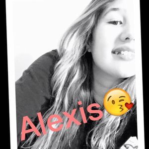 Meet your Posher, Alexis