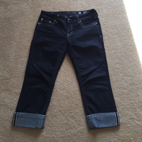 Miss Me Straight Leg Capri Jeans