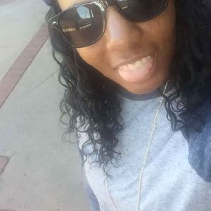 Meet your Posher, Chanelle