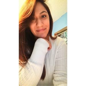 Meet your Posher, April