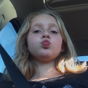 Meet your Posher, Brandy