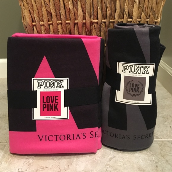 Victoria secret pink 2 stadium blankets
