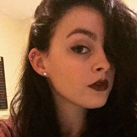 Meet your Posher, Samantha - Picture 1 of 1