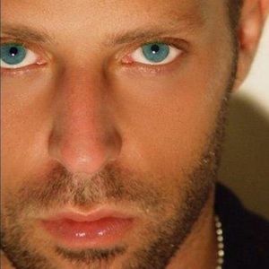 Meet your Posher, Sanjay