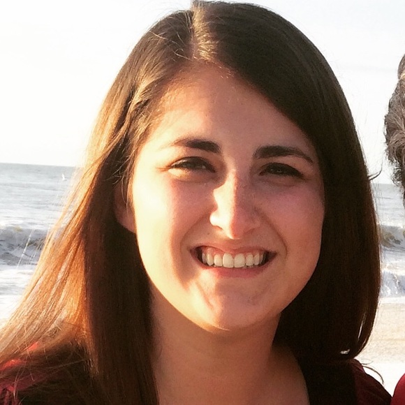 Meet your Posher, Courtney