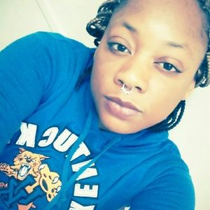 Meet your Posher, Davina