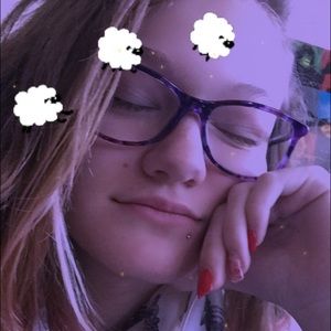 Meet your Posher, Molly