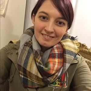 Meet your Posher, Victoria