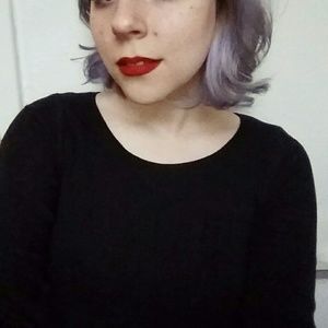 Meet your Posher, Elizabeth