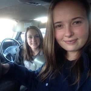 Meet your Posher, Emalie