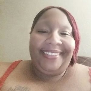 Meet your Posher, Cynthia