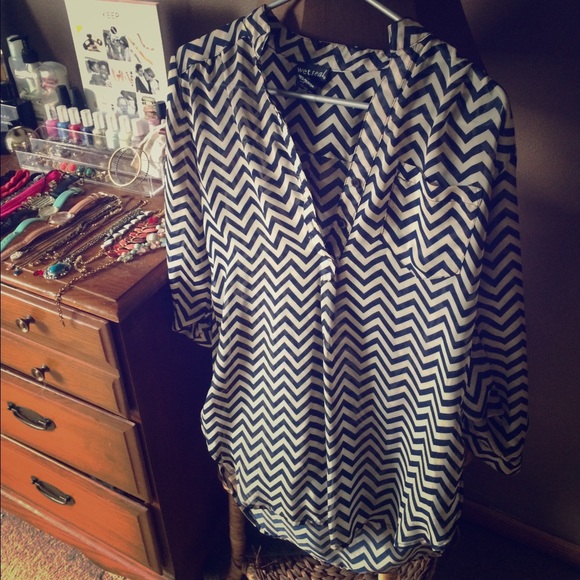 Wet seal chevron blouse