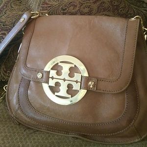 **SOLD***Tory Burch Leather Logo Crossbody