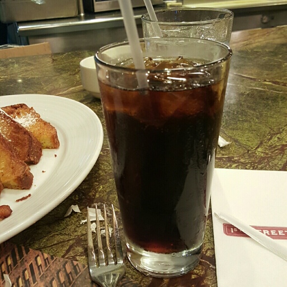 Meet your Posher, Lori - Picture 1 of 1