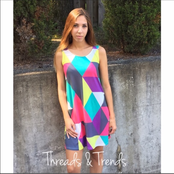 Threads & Trends Dresses & Skirts - Abstract Tunic Tank Shift Dress