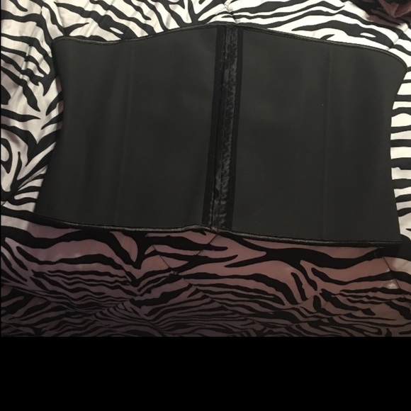 Waistshaperz 6x waist trainer (read description)
