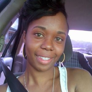 Meet your Posher, Malaika