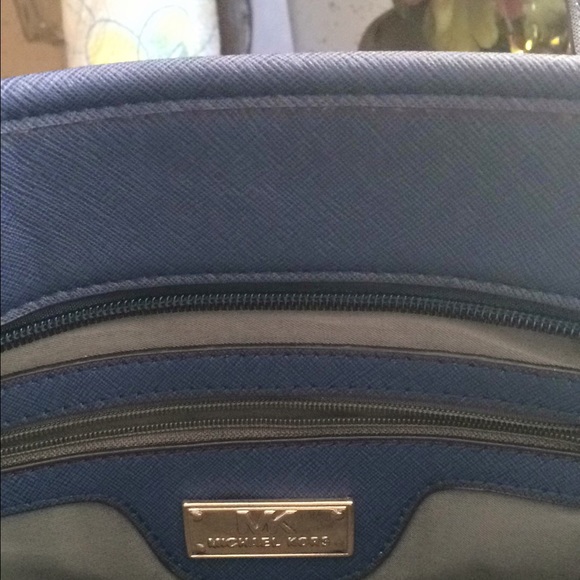 💋SOLD💋 - Picture 3 of 4