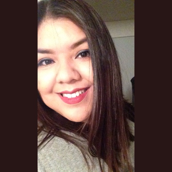 Meet the Posher Other - Meet your Posher, Guadalupe