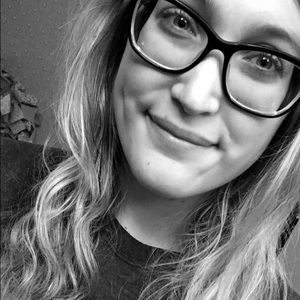 Meet your Posher, Mackenzie