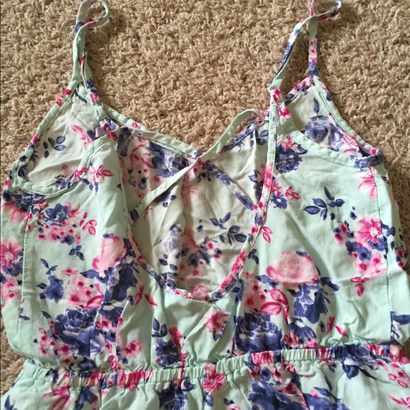 •Sold on Mercari• Floral Romper - Picture 3 of 3
