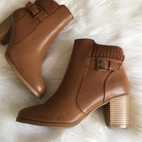 •Ankle Booties• - Picture 1 of 4