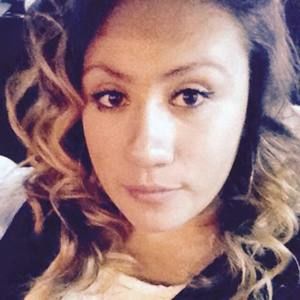 Meet your Posher, Claudia