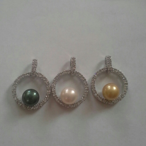 "SALE"New freshwater pearl pendant with 925 chain. - Picture 2 of 3