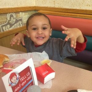 Meet your Posher, Kim