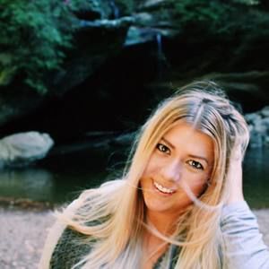 Meet your Posher, Paige