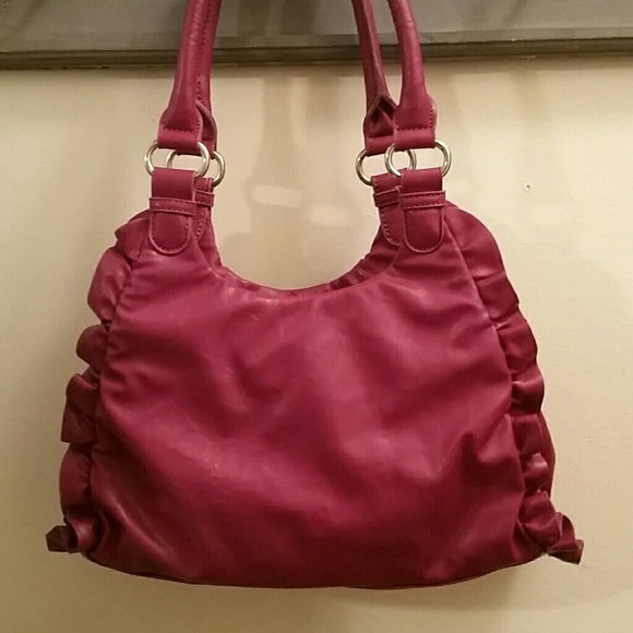 Nine&Co Rasberry Handbag - Picture 3 of 3