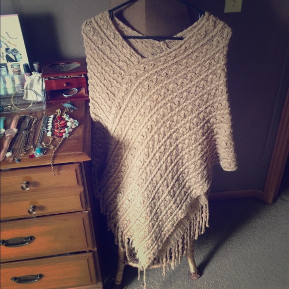 NWOT Tan sweater poncho! ADORABLE WITH LEGGINGS!