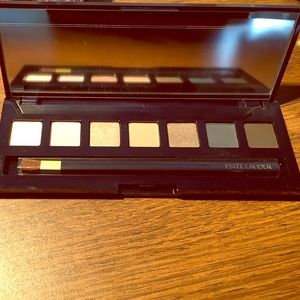 Estée Lauder 7eye shadows