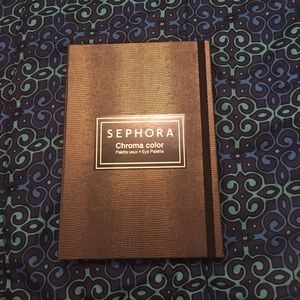 Chrome color eye palette