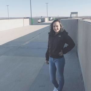 Meet your Posher, Kelly