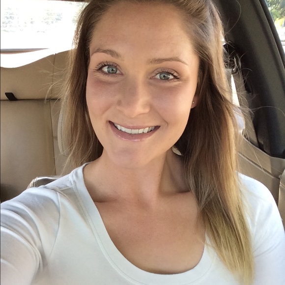 Meet your Posher, Madeline