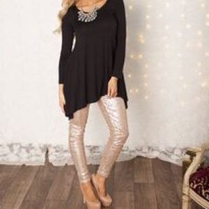 Gold sequin leggings!